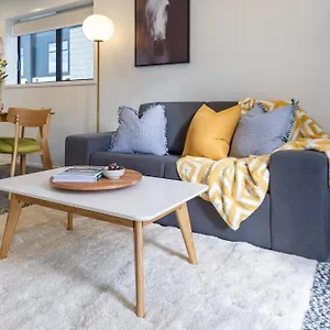 Prime Location: Hagley, Riverside, Hospital Apartment Christchurch