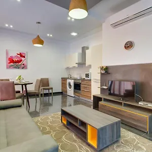 Chalet Apartments Apartment Sliema